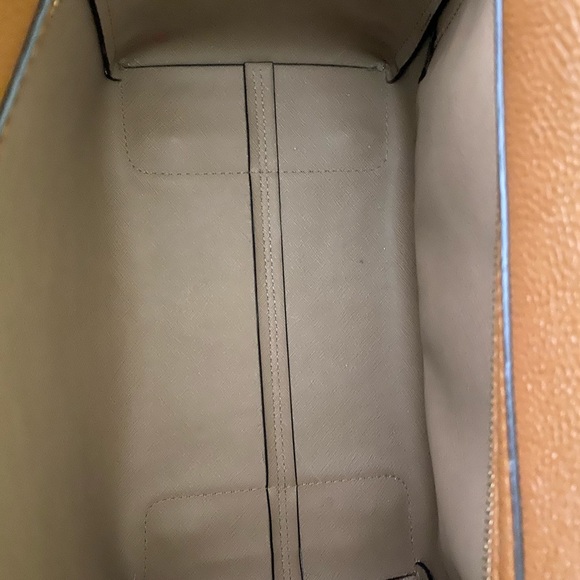 Michael Kors Purse - Picture 3 of 8